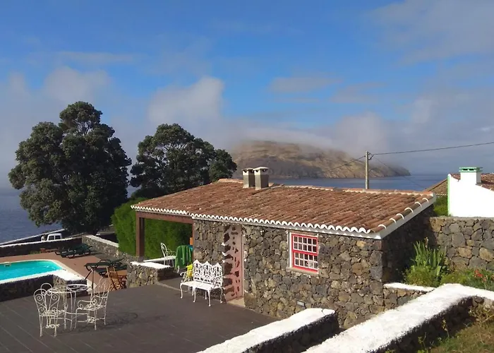 Alluar Lodge