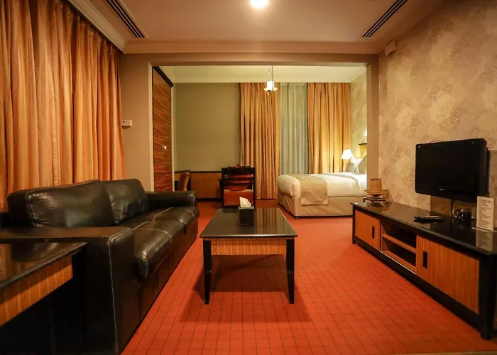 Сity center hotels Creek Gate -Baithans