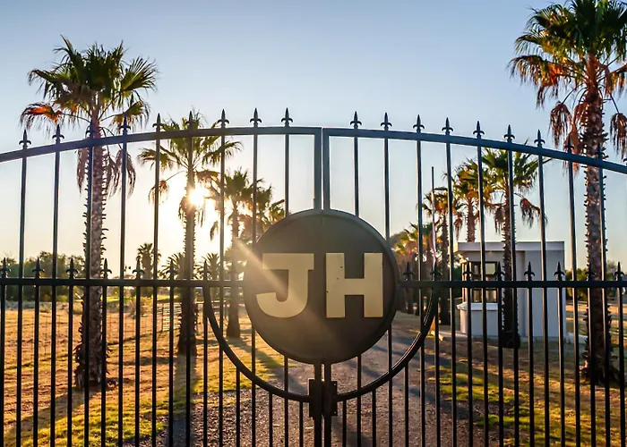 Jonkershoek Guest Farm