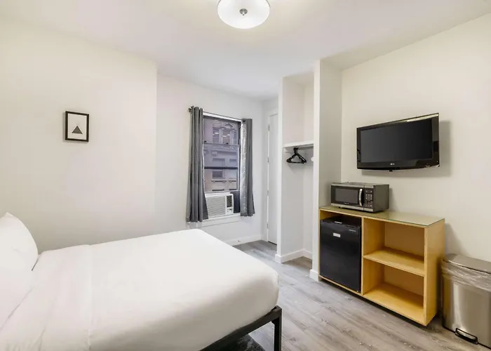 Hôtel 3 étoiles: Hotel 27 By Luxurban