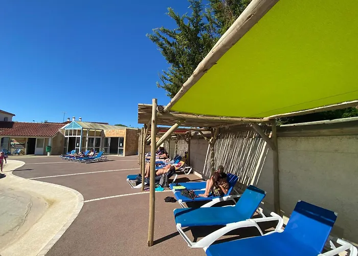 Camping Le Bois Joly