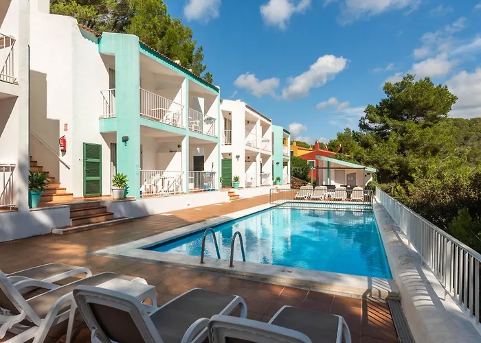 Apartamentos alta galdana playa