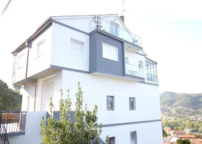 Casa Mirador Reza