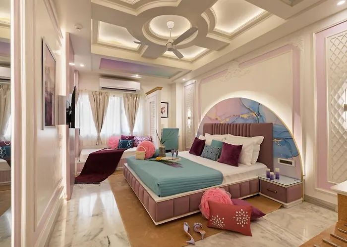 Sarang Palace - A Luxury Boutique Hotel