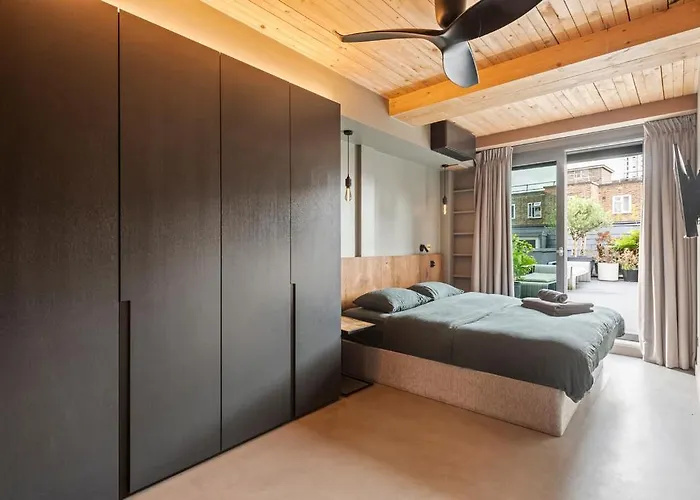 Sleepy Joes Apartments