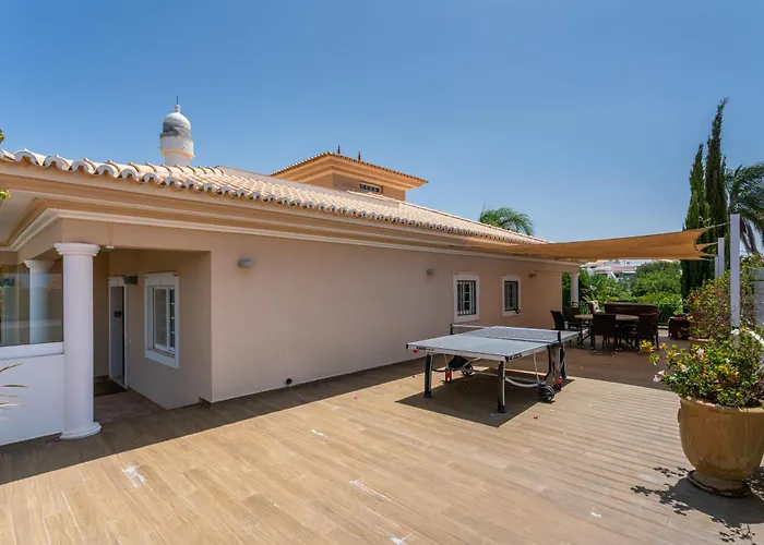 Fonte Santa Villa