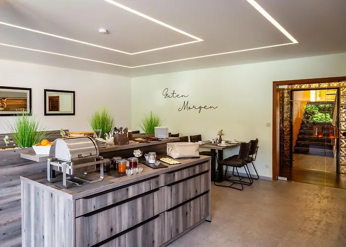 Hotel Schmidt Garni