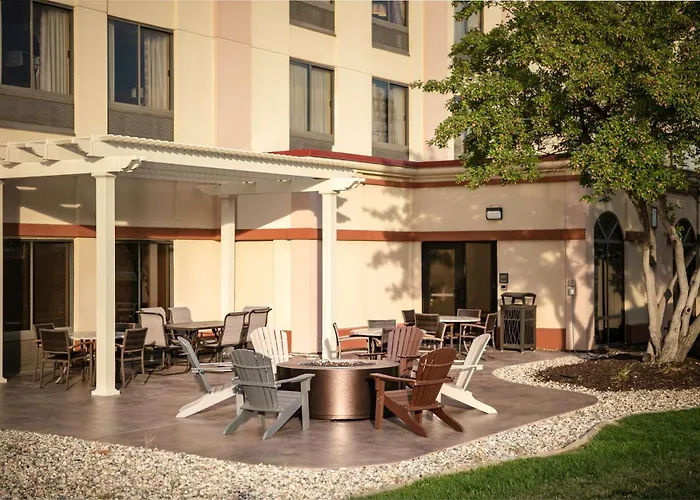 Boutique hotels Hampton Inn Council Bluffs