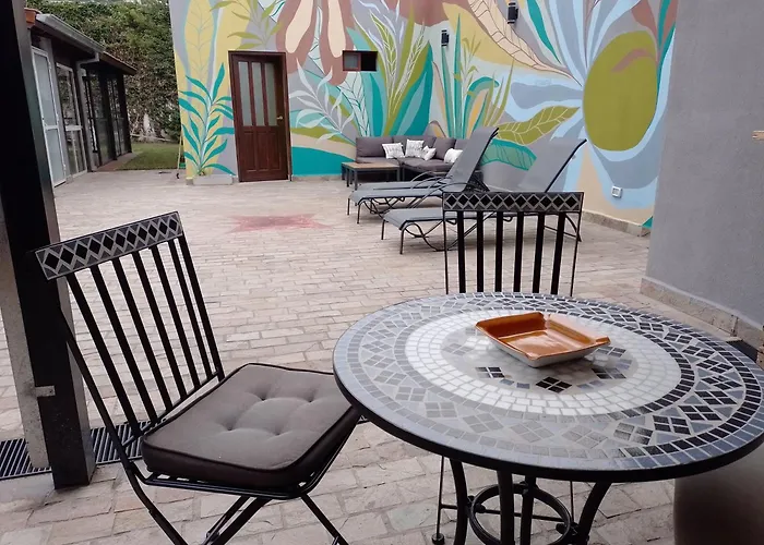  Bitelyus Hostel Club