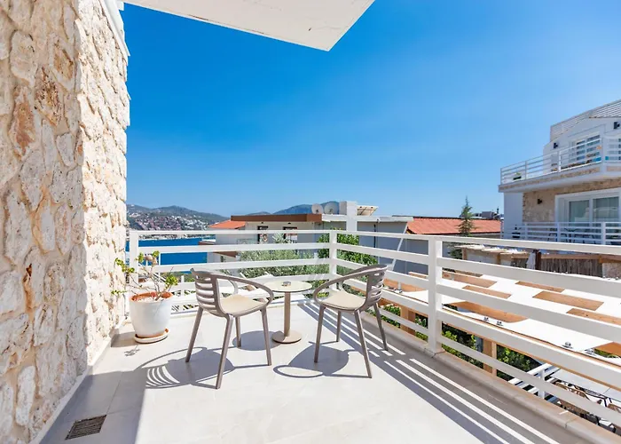 Kalkan Saray Suites Hotel (Adults Only)