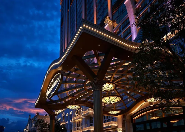 Hotels Close to Airport Ritz-Carlton, Macau