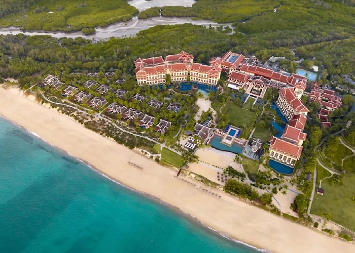 Romantic hotels Ritz-Carlton Sanya, Yalong Bay