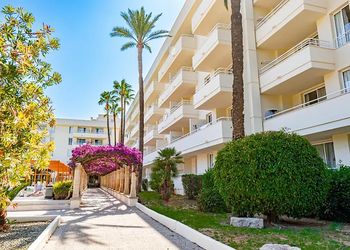 Hotel cerca del colegio: Hotel Rosella Affiliated By Intelier