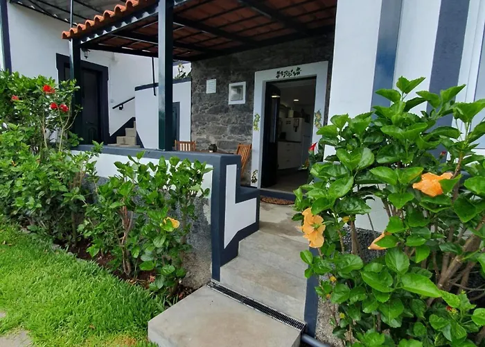 Casa Velha D Fernando e Casa Avó Augusta