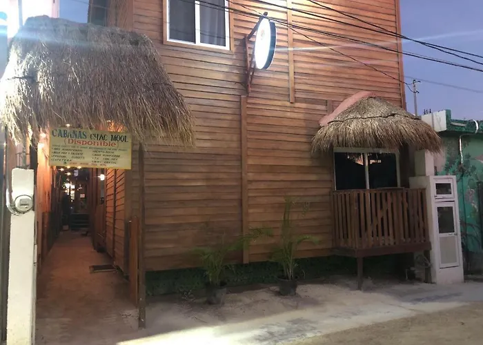 Hotel con vista: Cabanas Chac Mool Downtown