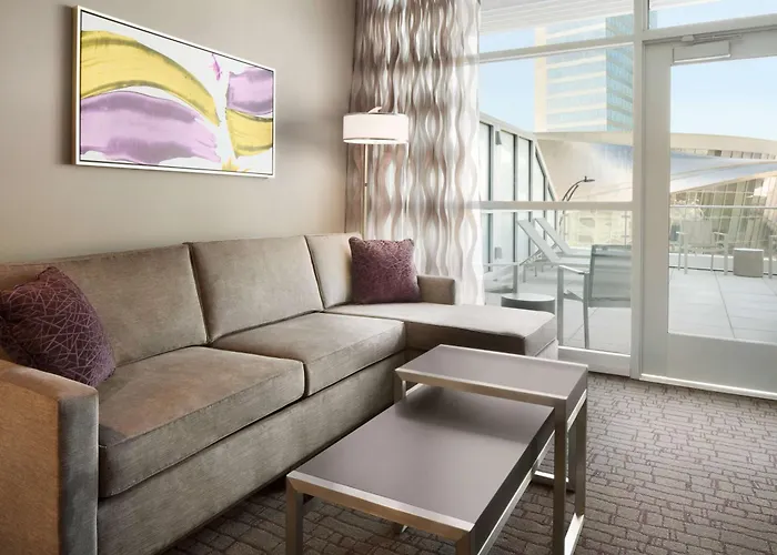 Embassy Suites By Hilton Charlotte Uptown