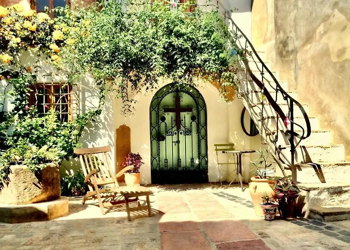 Hotel céntrico: Oliva Courtyard Guesthouse