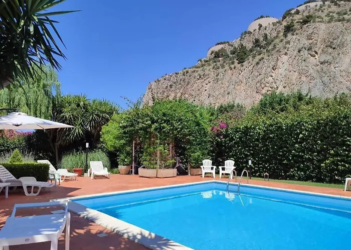 La villa: Appartamento in villa con piscina