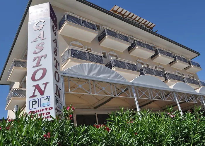  Gaston