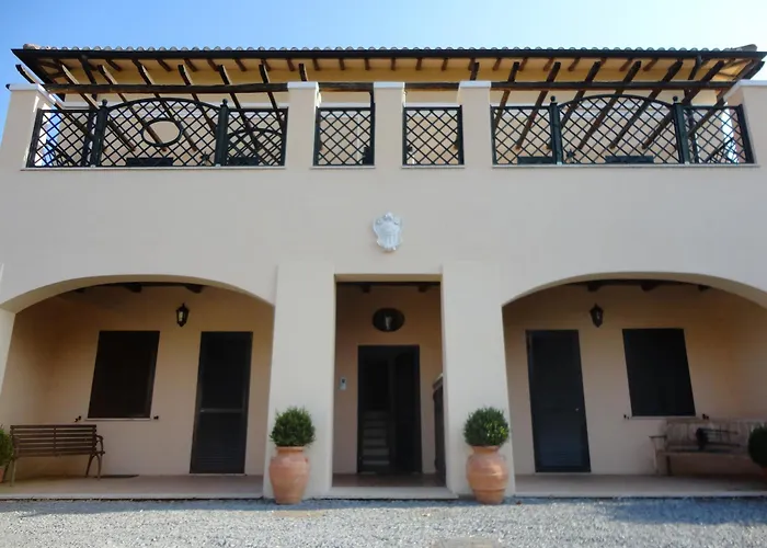 Casale DI Tormaggiore Villa And Country