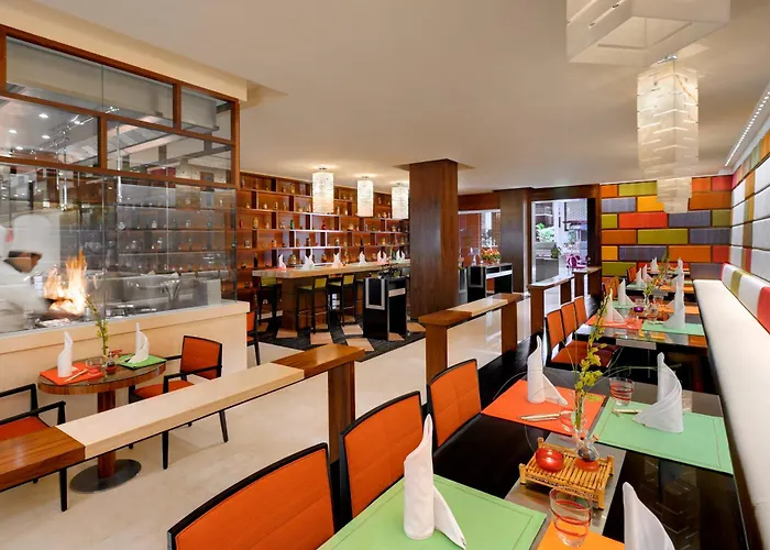 Hotel familiar: Crowne Plaza - Dubai Jumeirah By Ihg
