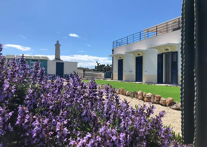 Albergo centrale: B&B Casa del Faro SanVallero