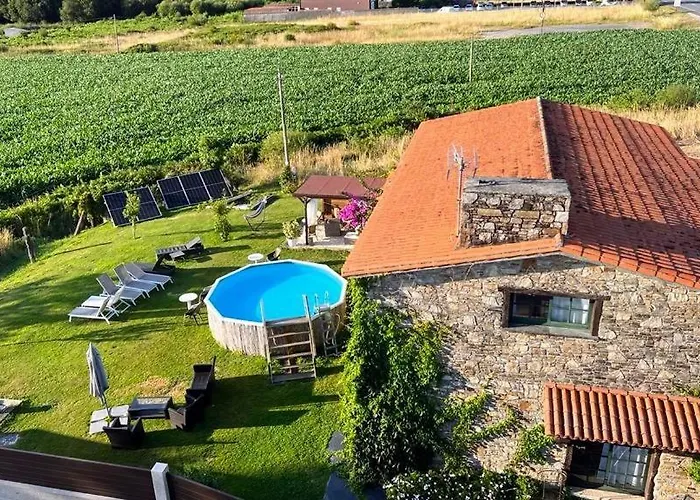 Hotel cerca del colegio: Camiño da Vieira