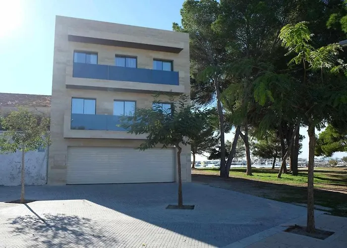  Beachfront Es Turo