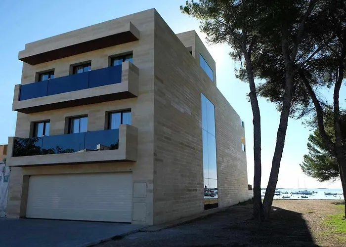  Beachfront Es Turo