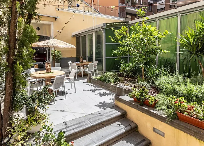 Hostel Portici
