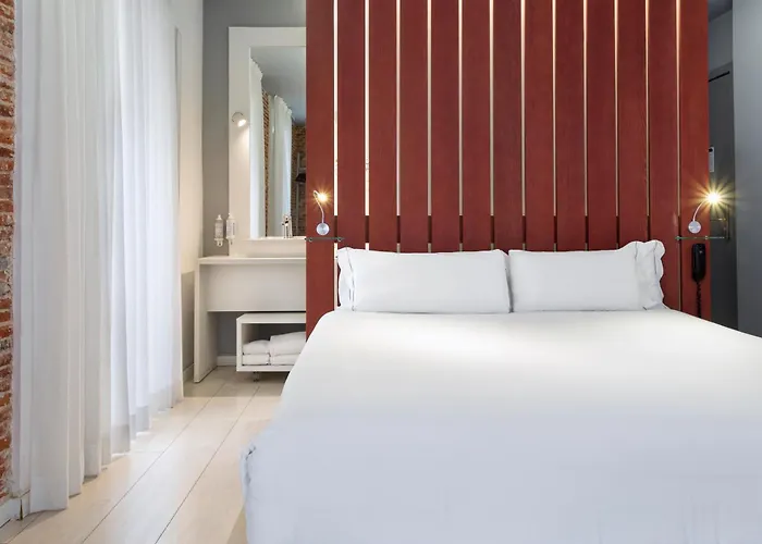 Hôtel accueillant les animaux: B&B Hotel Madrid Centro Fuencarral 52