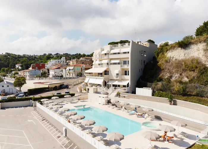 Pet Friendly hotel: Hotel Scogliera