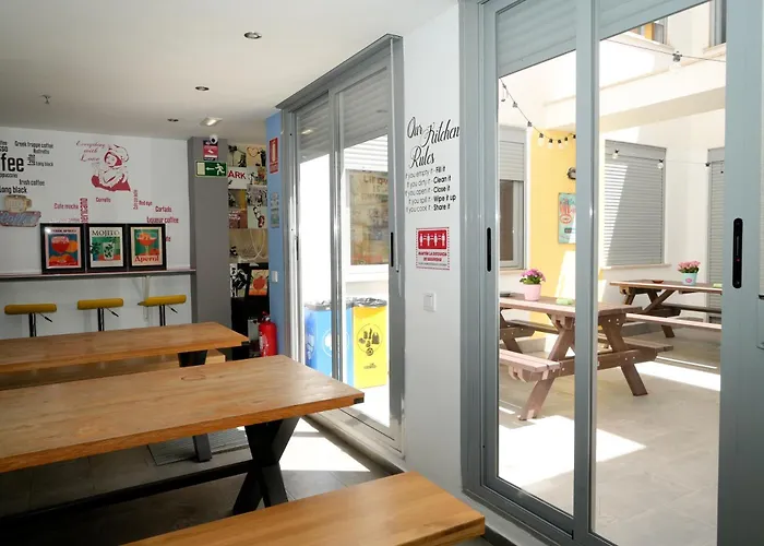 Zelfbediening: New Art Hostel - Albergue Juvenil