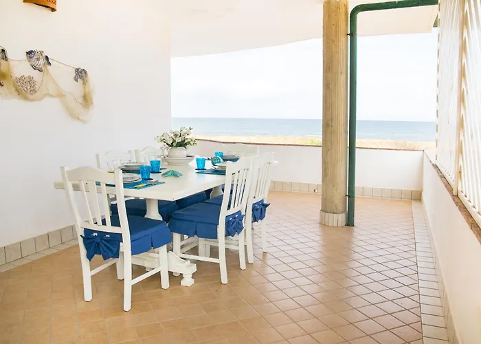 Villa Giglio Marino