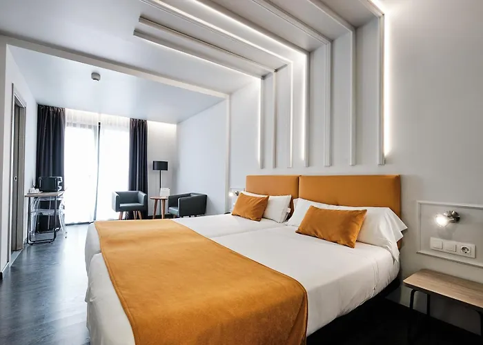 Lux Santiago