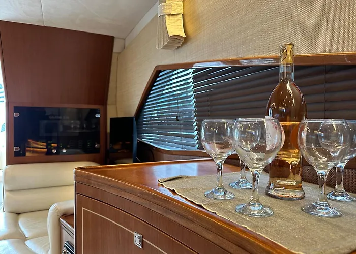 Hôtel: Yacht Pegasus II
