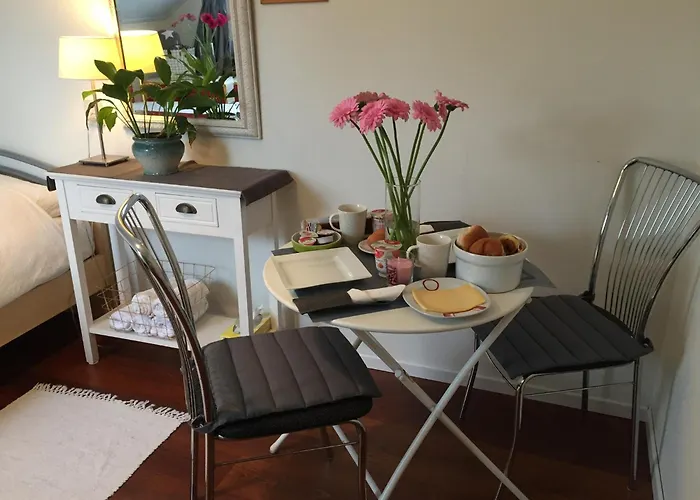 Room In Oss