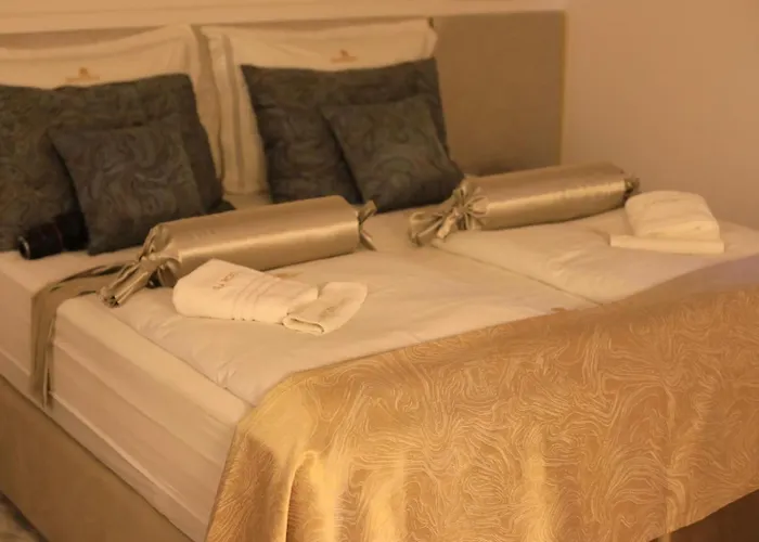 Garden Luxury Rooms