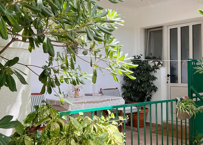Room Tai - Spacious And Comfy With Private Terrace