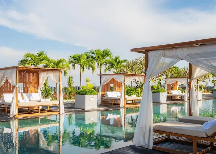 5 star hotels Cross Paasha Bali Seminyak
