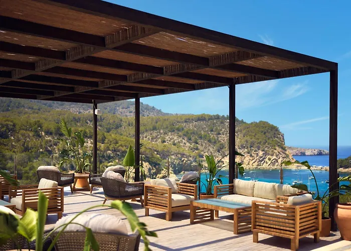 Hôtel: Cala San Miguel Hotel Ibiza, Curio Collection By Hilton, Adults Only