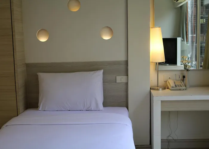 Sunshine Hotel & Residences
