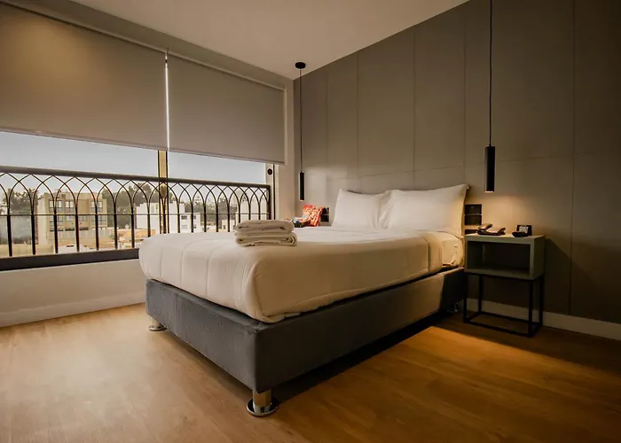 Hotel de praia: Miraflores Suites Centro