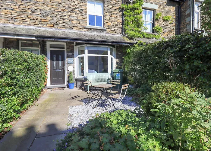Villa: Stones Throw Cottage