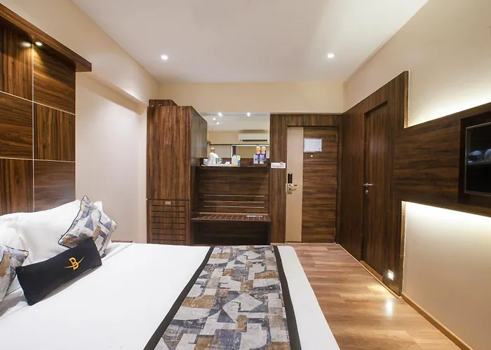 Hotel Bawa Regency