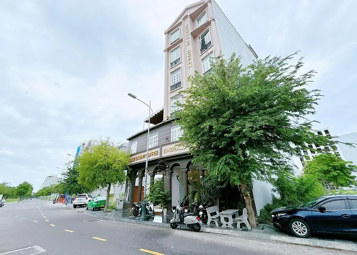 Emerald Ocean Hotel