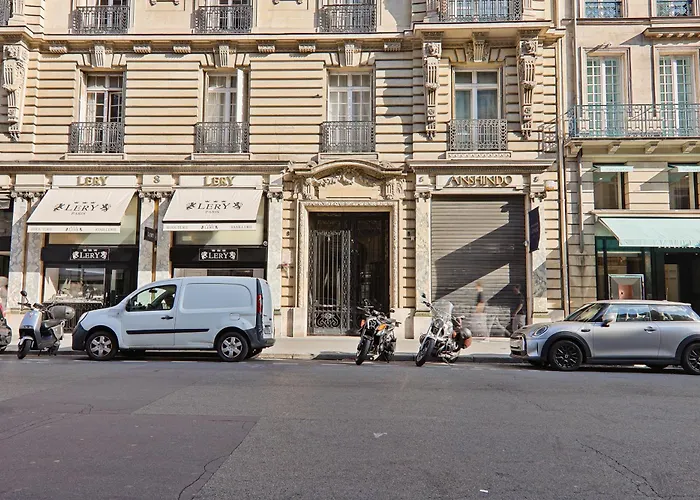 Appartement Quartier Rue De La Paix Free Netflix