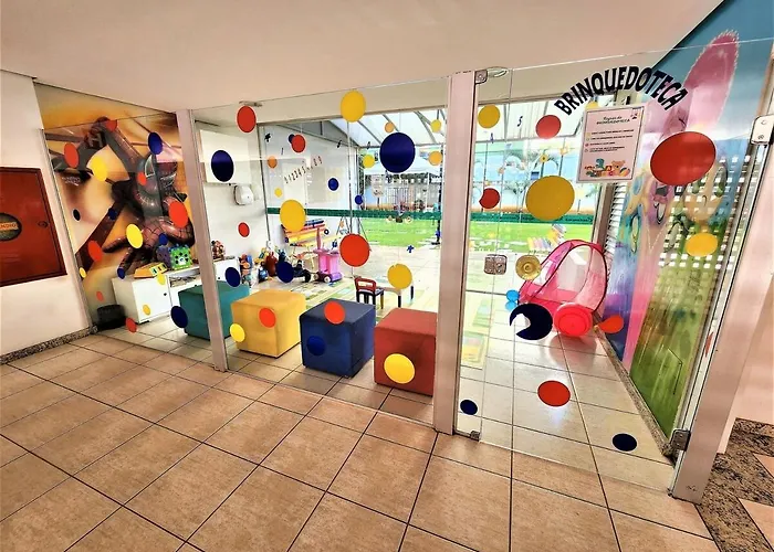 Apartamento: Res Ingrid Bloco B AP 910 · Apartamento completo de 2 quartos.