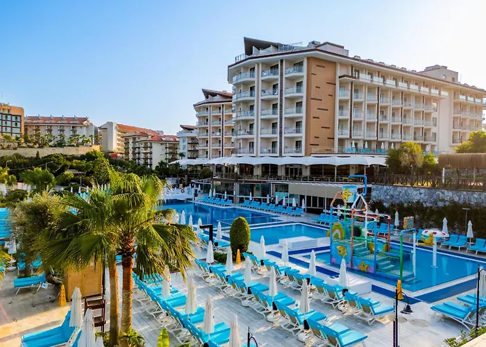Hotel met tennis: Ramada Resort Kusadasi & Golf