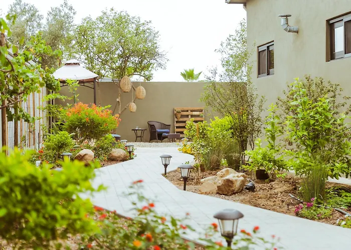 Cheap hotels Casa Emiliana